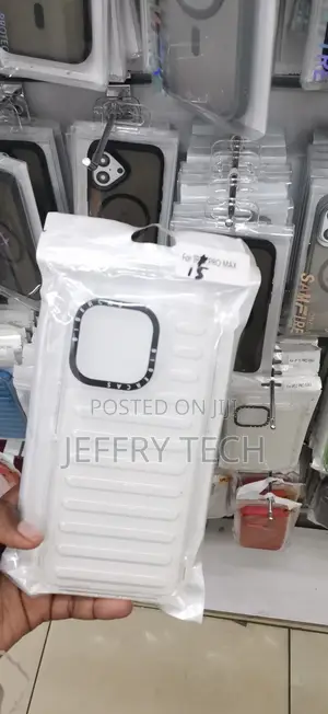 iPhone 15 Pro Max Luggage-Inspired Design Cover