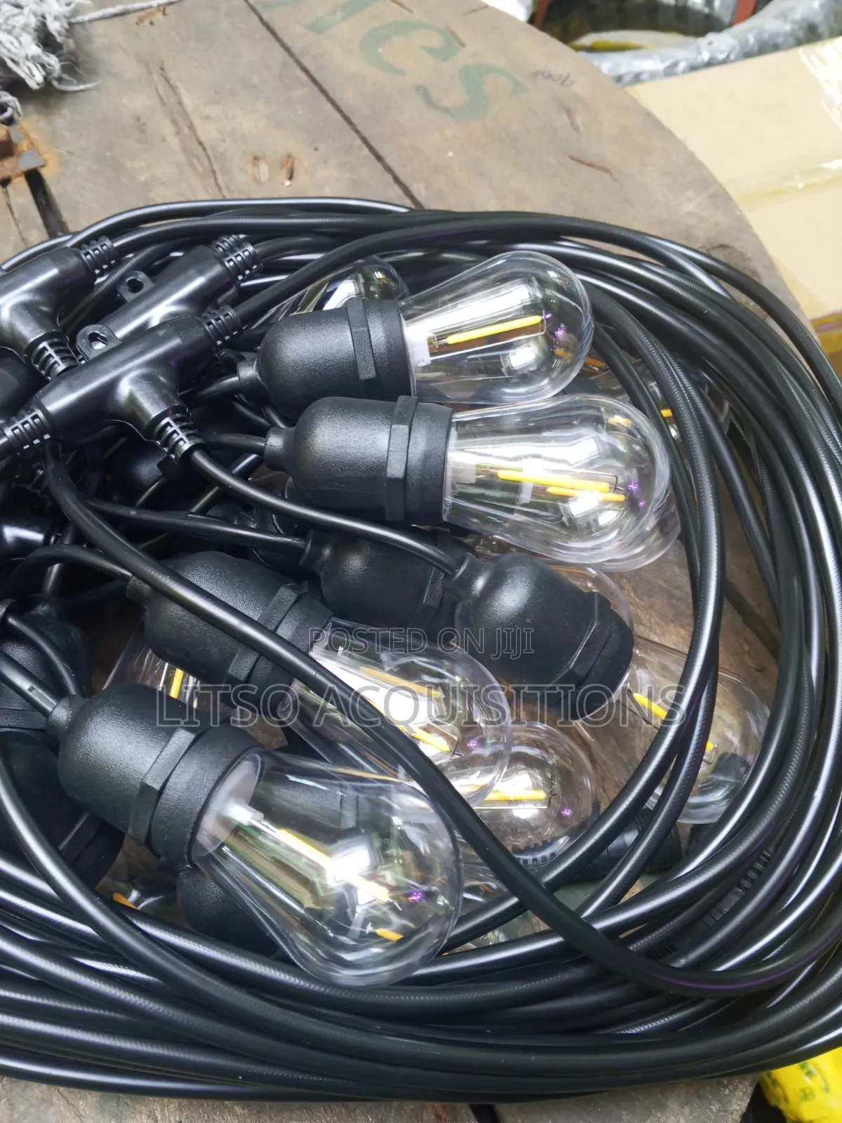 20-Meter String Lights Featuring 25 Edison-Style Led Bulbs.