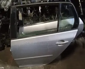 Door Volkswagen Golf Rear Left