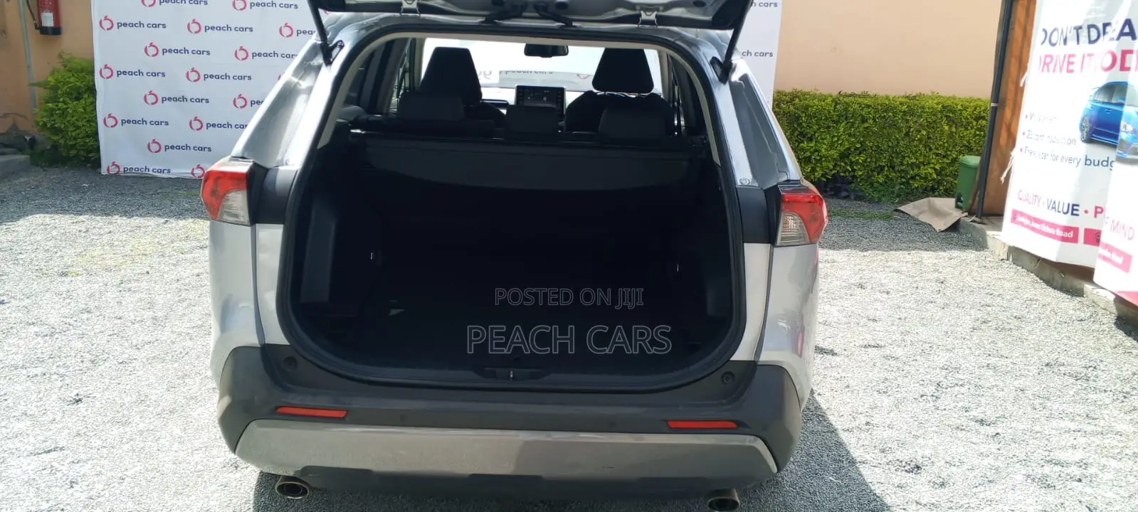 Toyota RAV4 2020 Silver