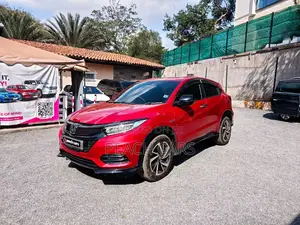 Honda Vezel 2018 Red