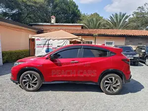 Honda Vezel 2018 Red