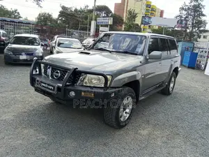 Nissan Patrol 2008 Gray