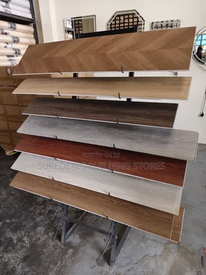 SPC (Stone Plastic Composite) Vinyl Flooring Planks