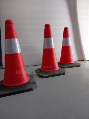 Heavy Duty Orange Traffic Cone With Reflective Collar 50cm