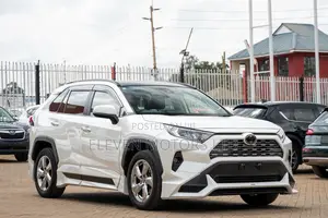 Toyota RAV4 2020 White