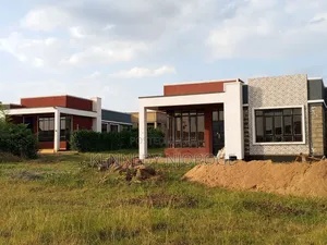 3bdrm Bungalow in Papaya Ridge Annex, Kenyatta Road / Theta for sale