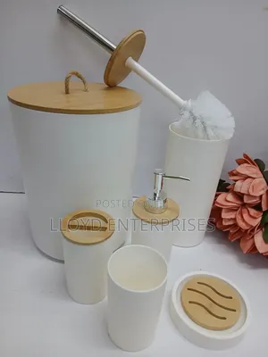 Bathroom Accessories Set