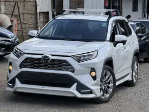Toyota RAV4 2019 White