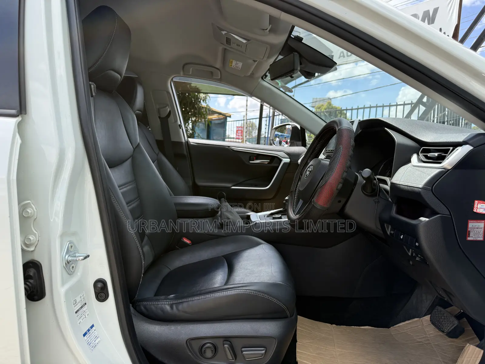 Toyota RAV4 2019 White
