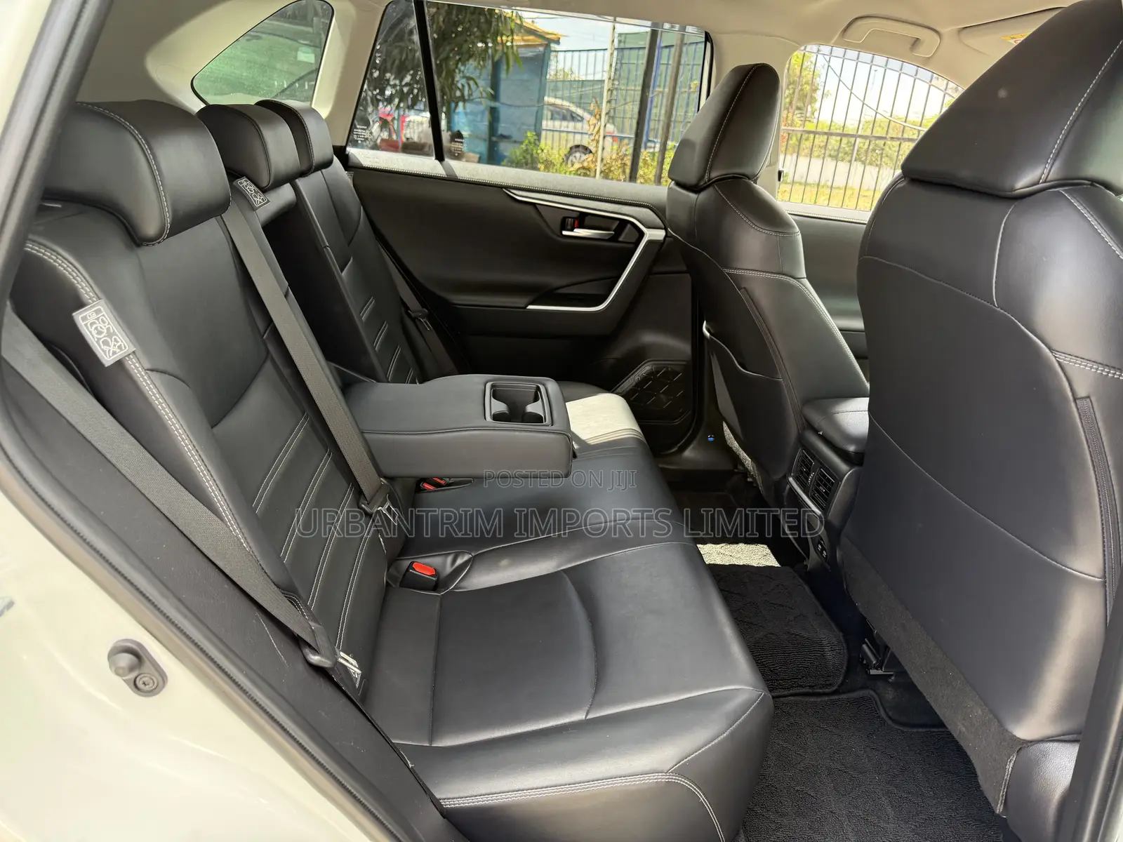 Toyota RAV4 2019 White