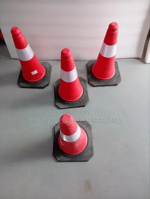 Outdoor Reflective Safety Cone For Construction & Traffic Control