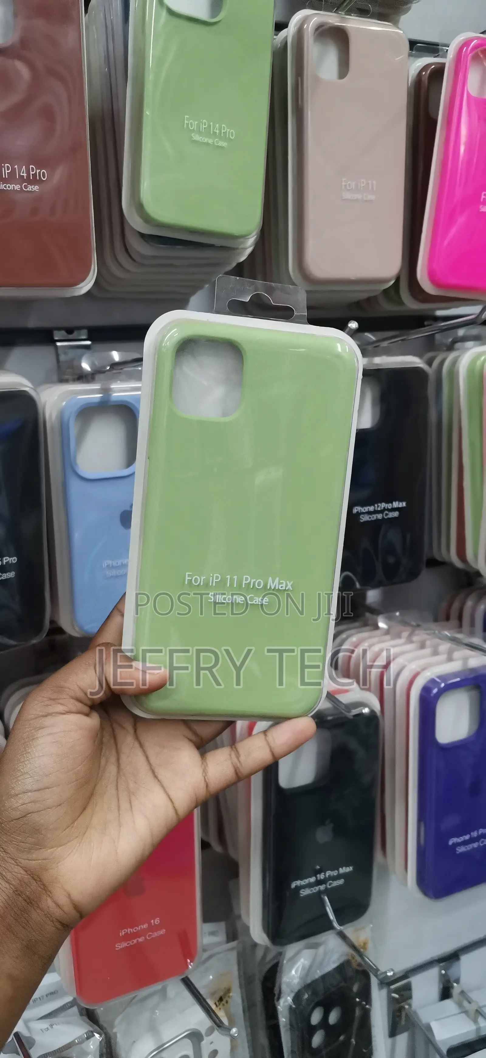 iPhone 11 Pro Max, Smooth, Matte Exterior Case-Green