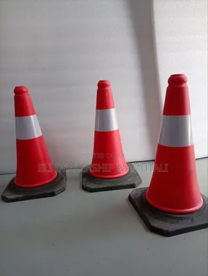 Durable Roadside Warning Cone With Reflective Sleeve/White &Red