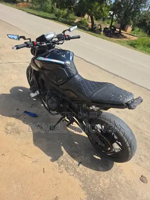 Yamaha 2016 Black