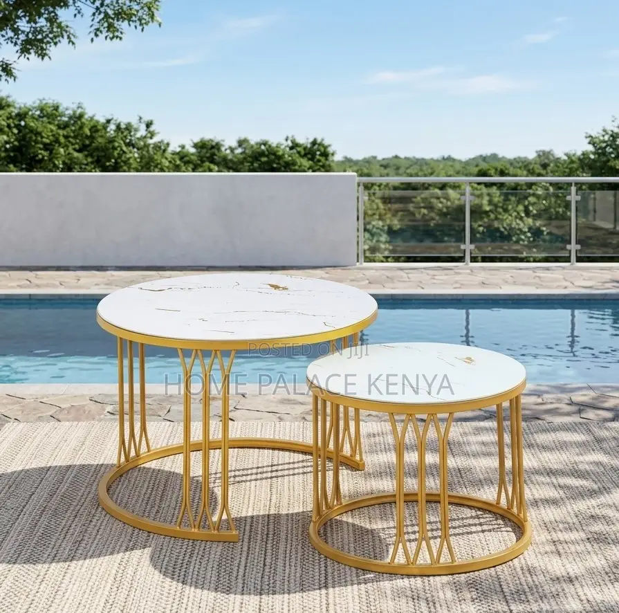 Nesting Table: 2 Piece Coffee Table