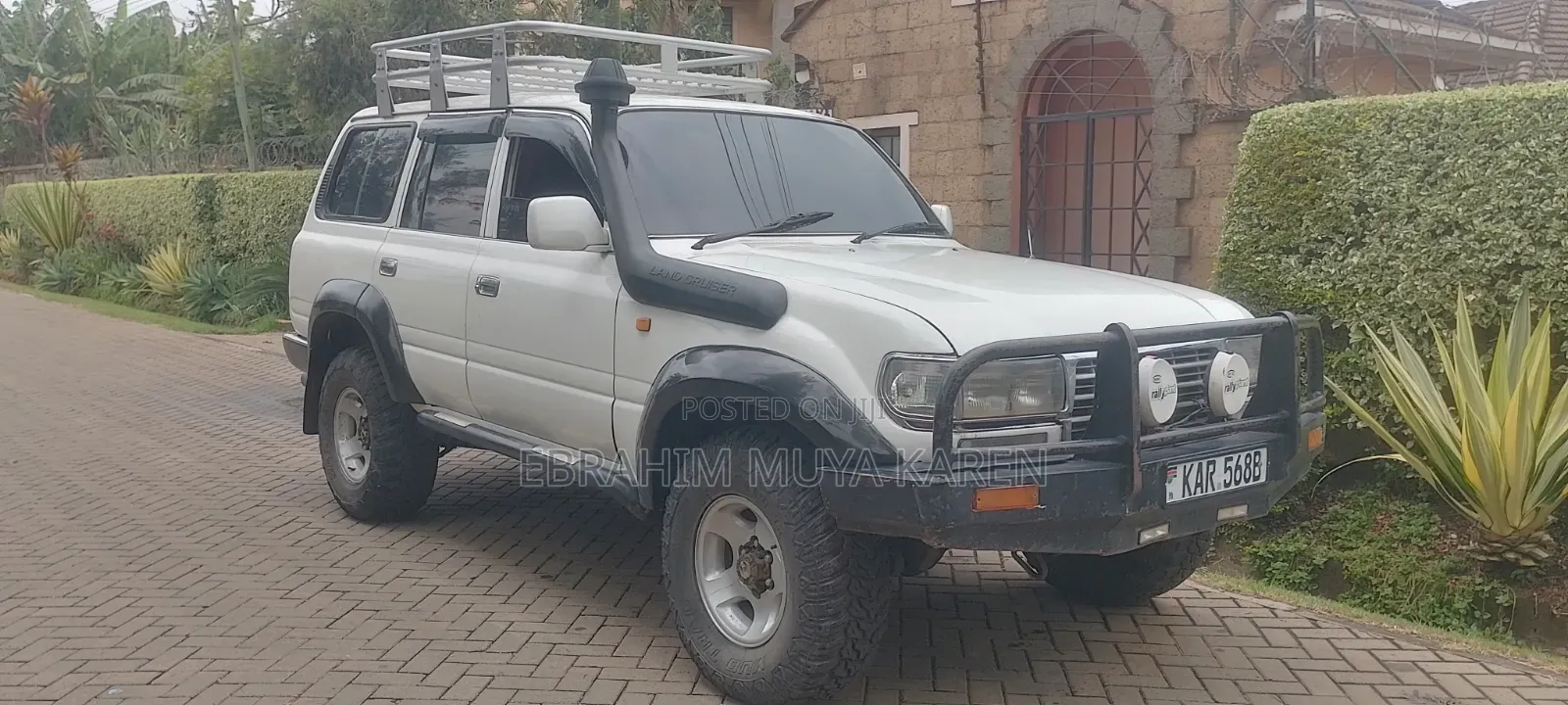 Toyota Land Cruiser 1996 White