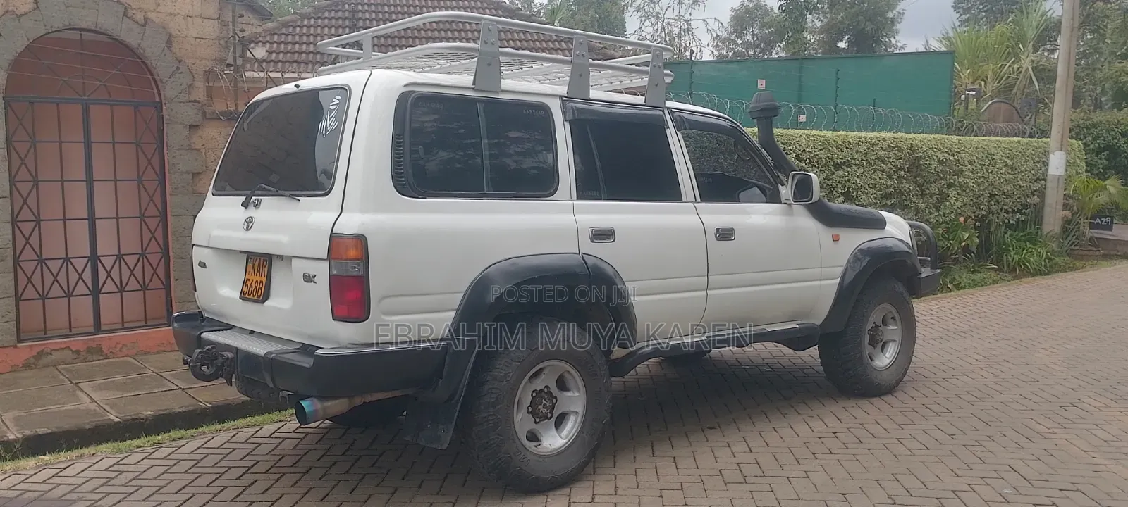Toyota Land Cruiser 1996 White