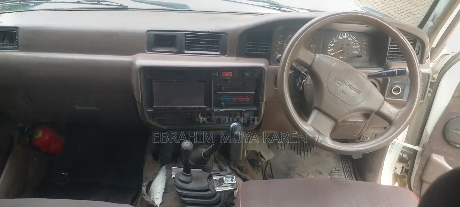 Toyota Land Cruiser 1996 White