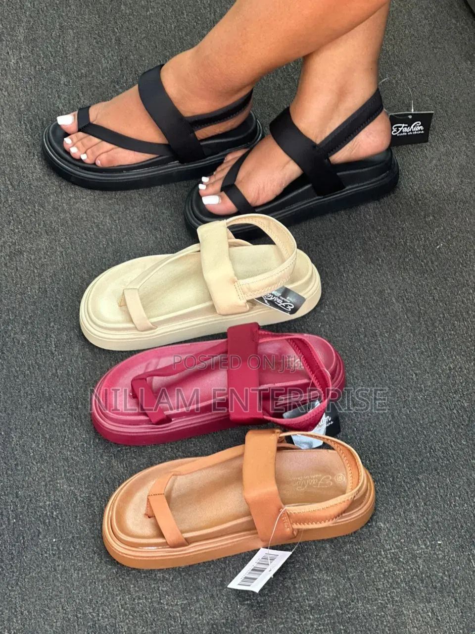 Ladies Strap Sandles*