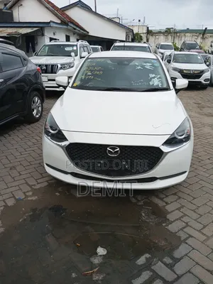 Mazda 2 2020 White