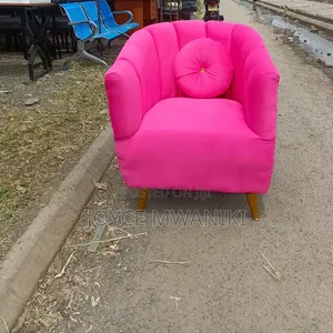 Studio Seat or Pedicure Seat, Hot Pink. 