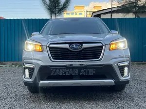Subaru Forester 2019 Silver