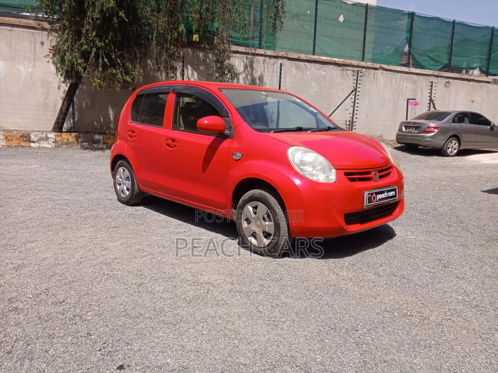 Toyota Passo 2013 Red