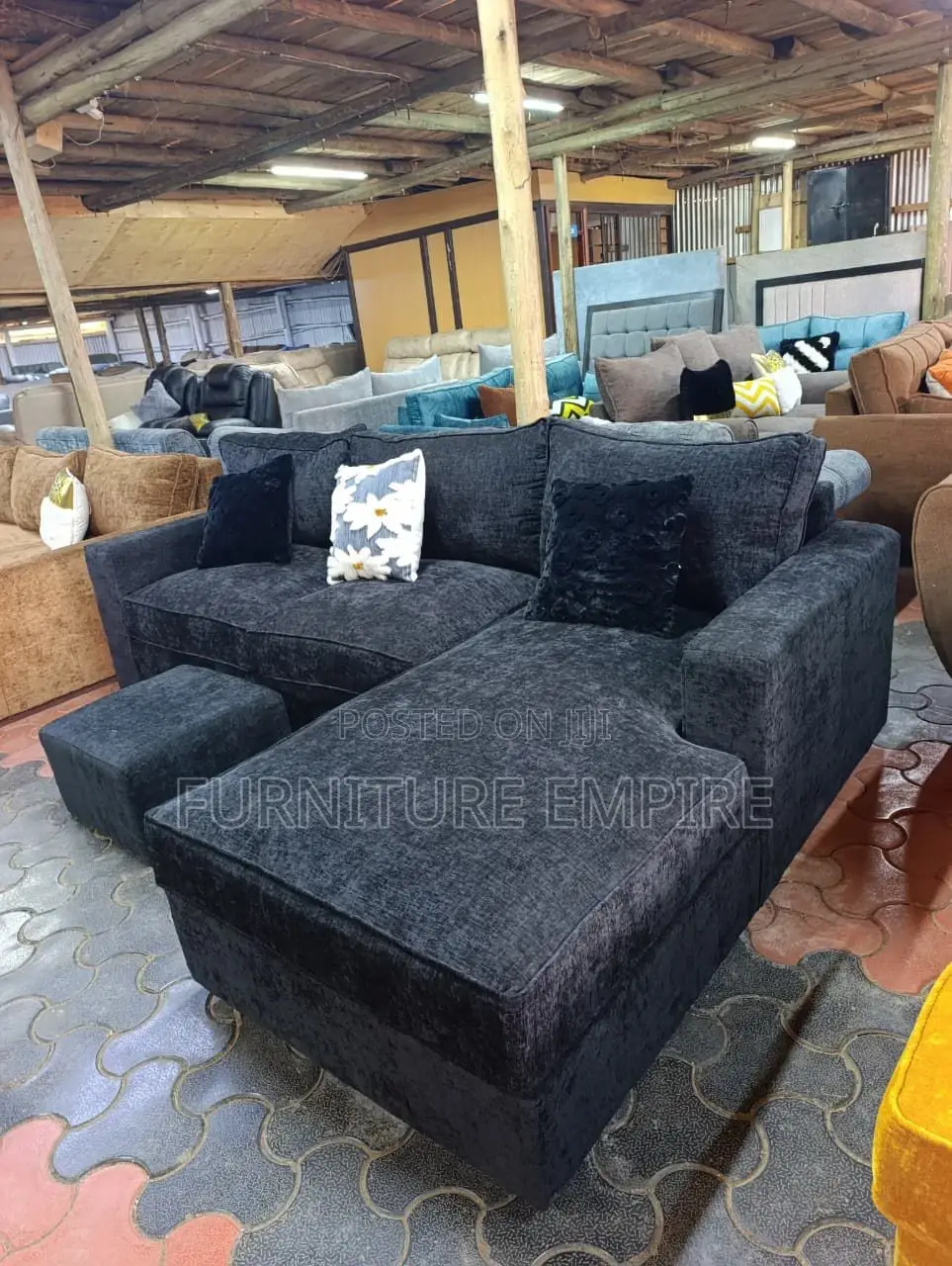 6 Seater Black L-Shaped Sofa With Footrest