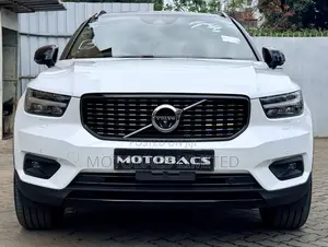 Volvo XC40 T5 Petrol AWD 2019 White