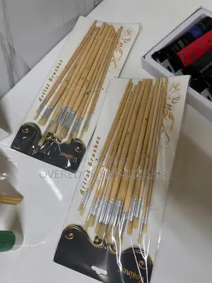 Art and Drawing Wooden Brushes