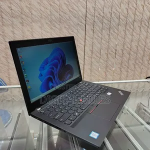 Laptop Lenovo ThinkPad X280 8GB Intel Core i7 SSD 256GB