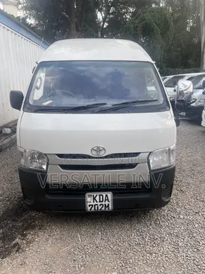 Toyota HiAce 2014 White