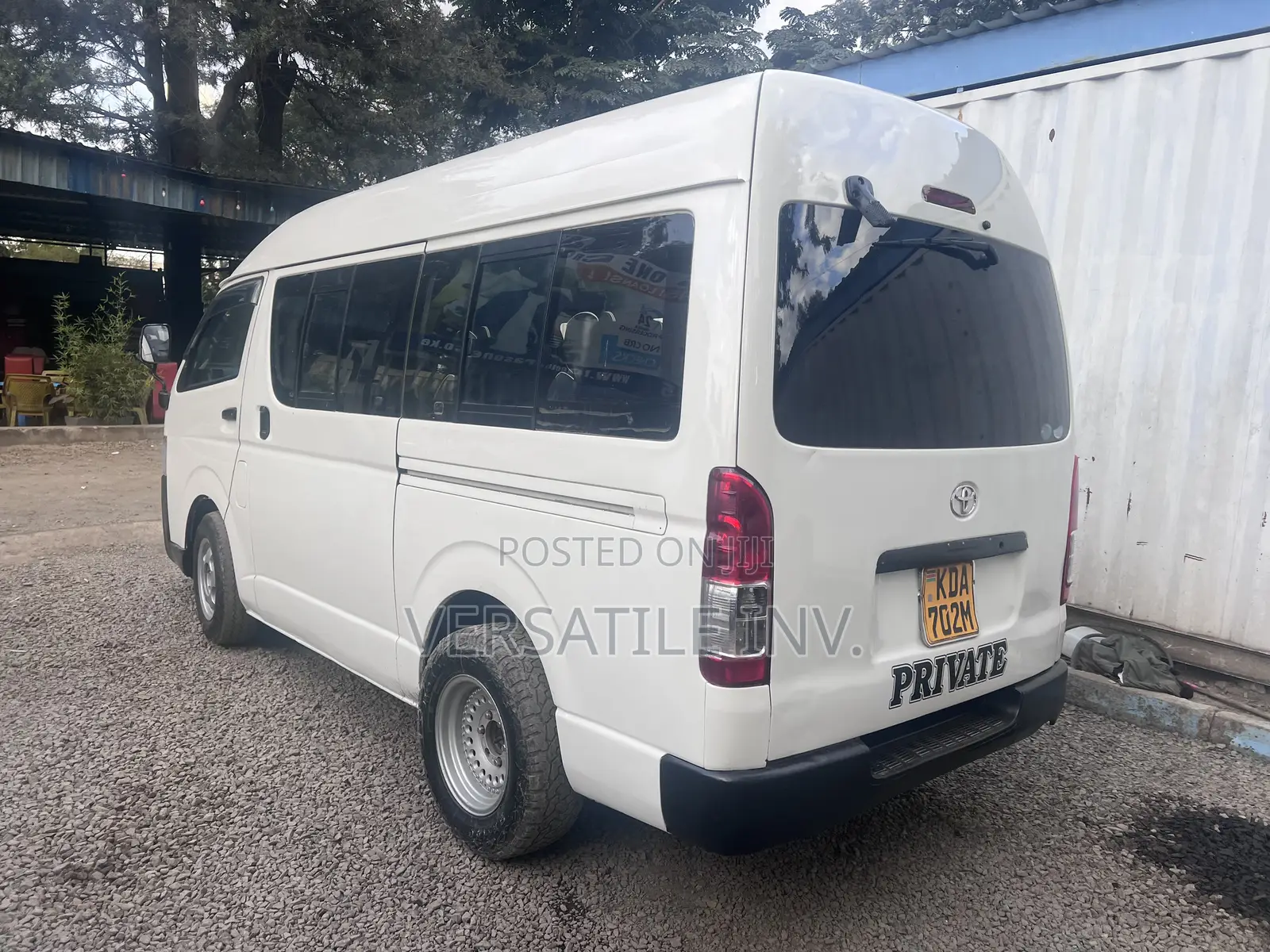 Toyota HiAce 2014 White