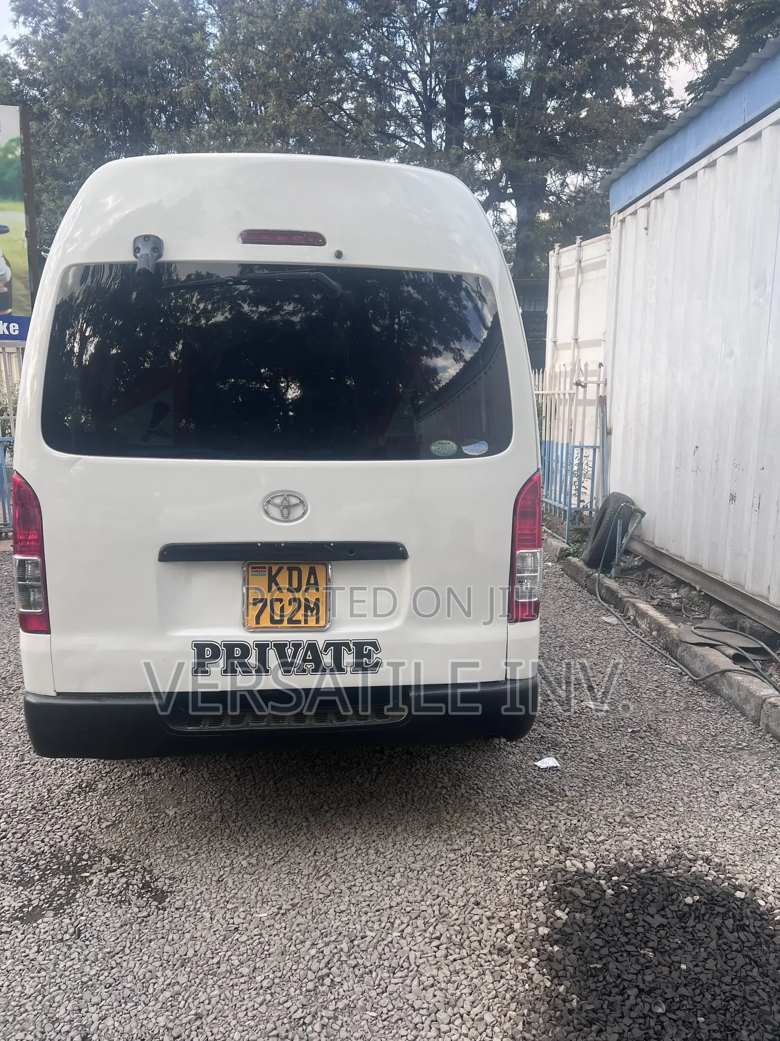 Toyota HiAce 2014 White