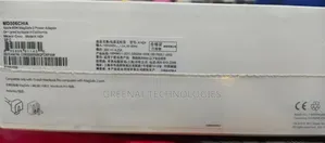 Apple 85w Magsafe 2 Power Adapter For Macbook Pro - White