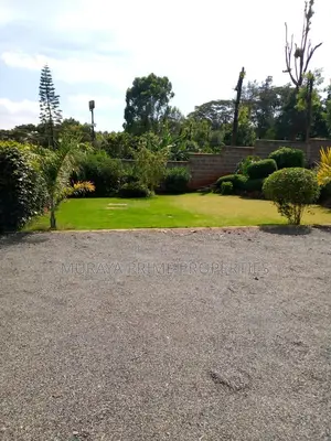 5bdrm Maisonette in Kerarapon for sale