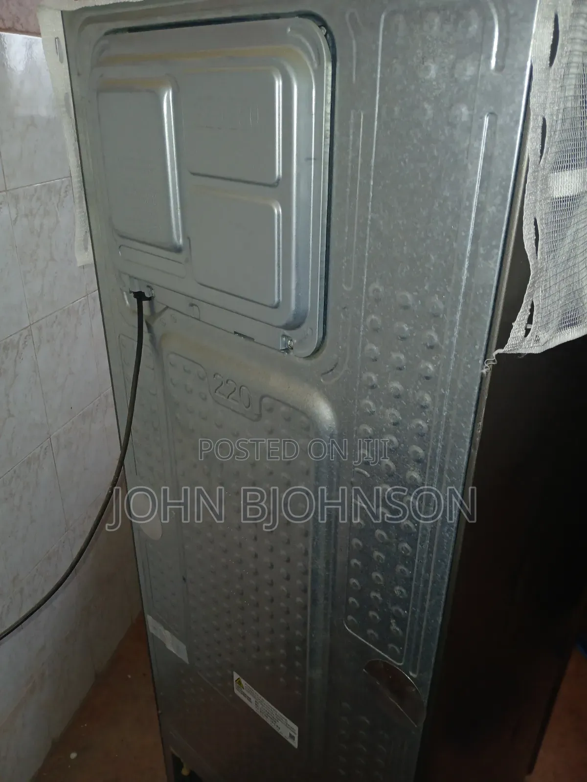 Samsung Fridge/Refrigerator 233litres With Coolwall! [Rt28k3082s8]