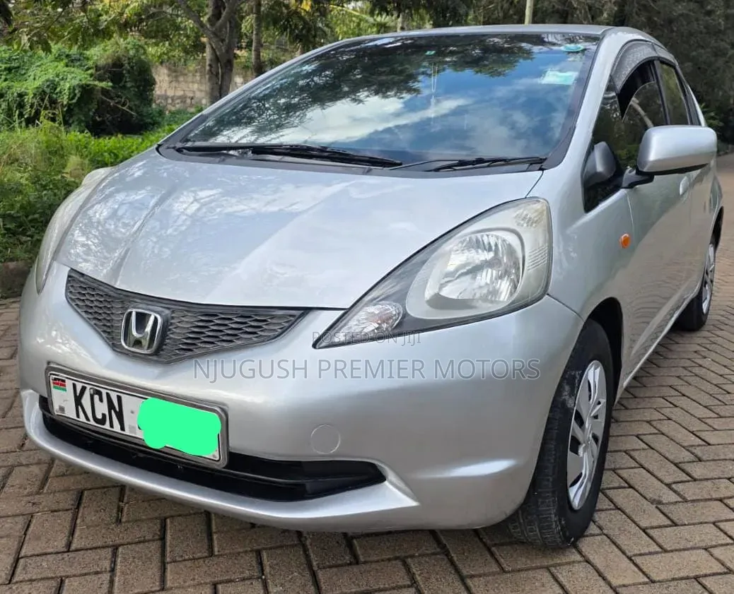 Honda Fit 2011 Silver
