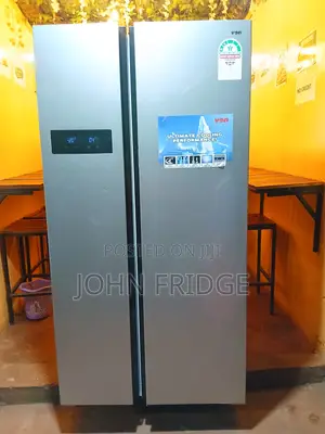 Von Side-by-Side Refrigerator