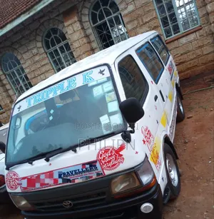 Toyota HiAce 2007 White