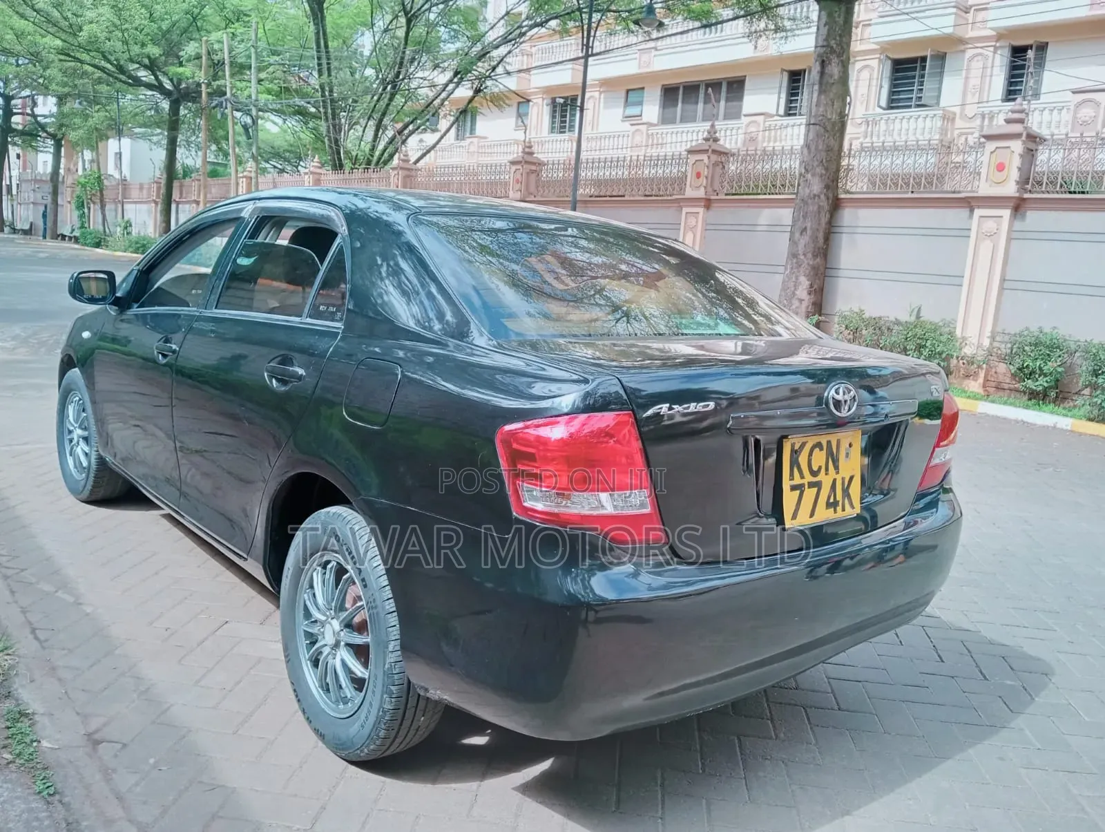Toyota Axio 2010 Black