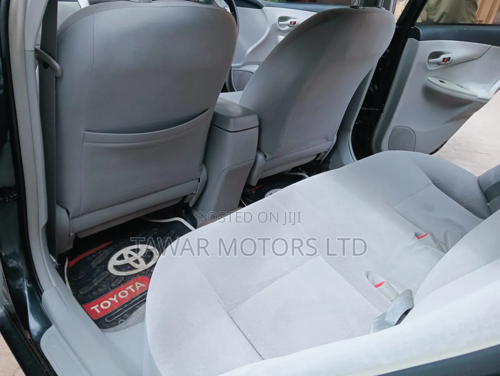 Toyota Axio 2010 Black