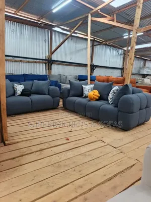 Chunky Grey 5 Seater Bubble Sofa: Pay on Delivery