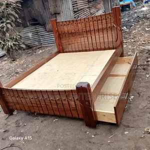 Marlin Mahogany Customized Queen Bed