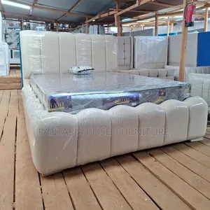 Cream Bubble Bed Size 5 by 6 + Mattress