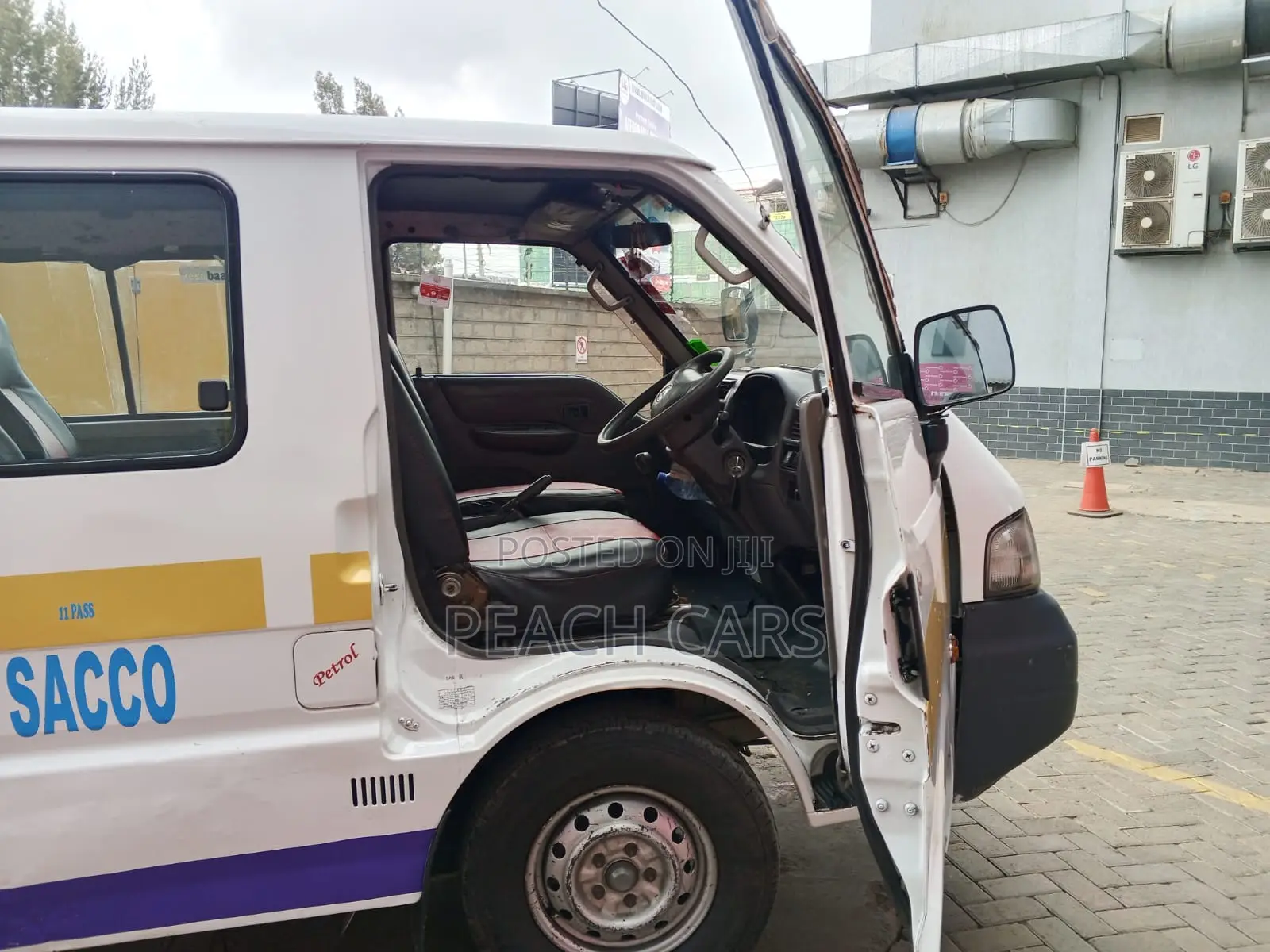 Mazda Bongo 2013 White