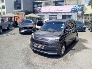 Toyota Spade 2014 Purple