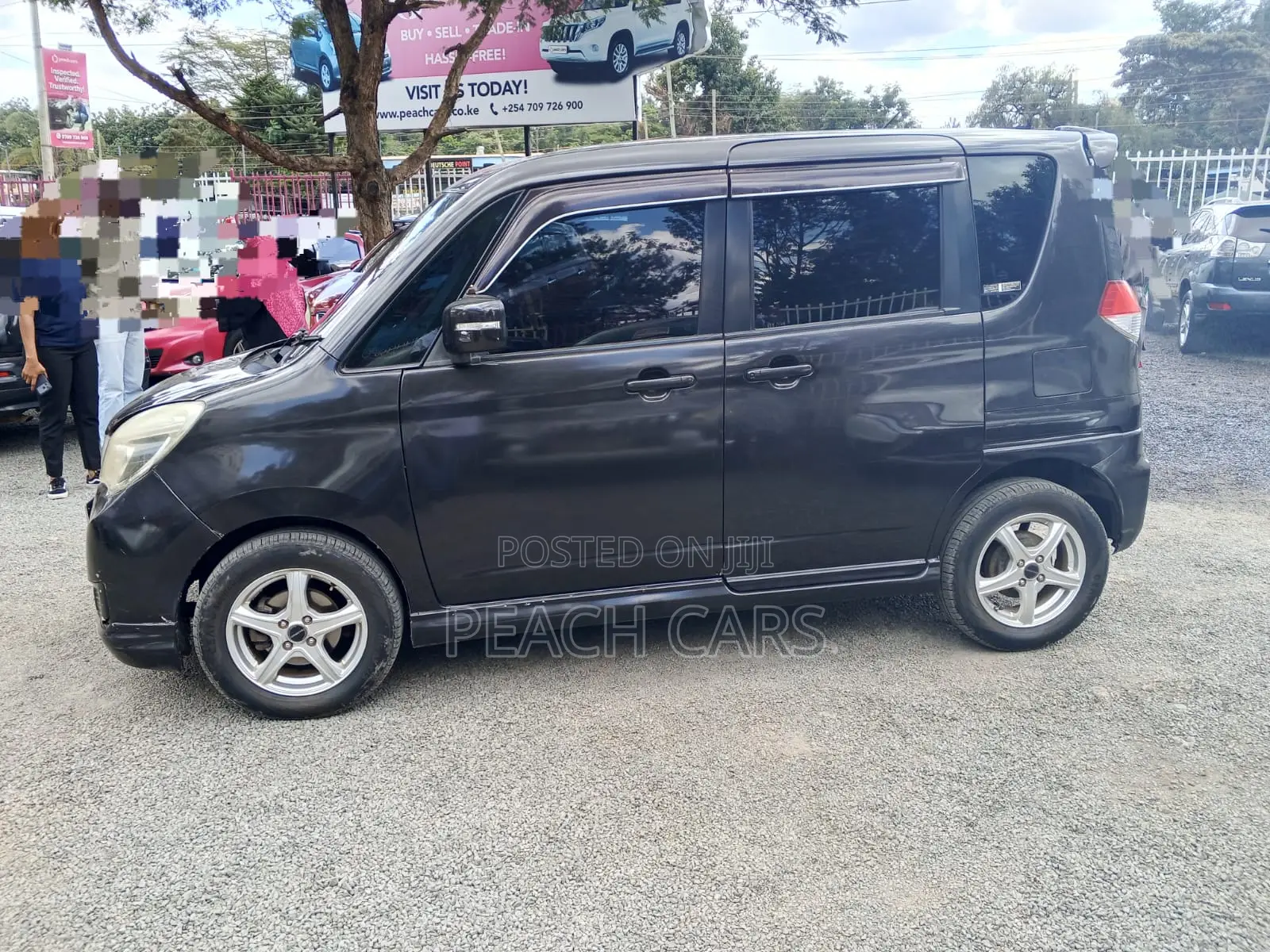 Mitsubishi Delica 2014 Black