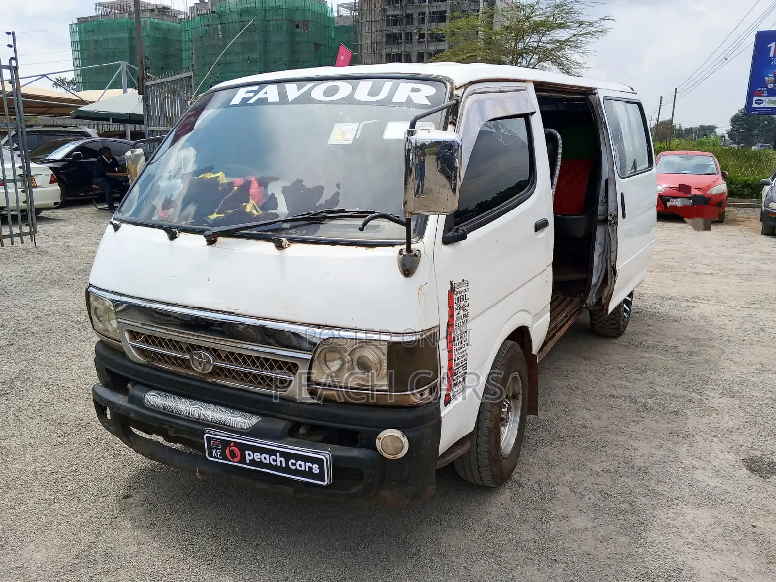 Toyota HiAce 1999 White